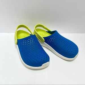 Extra Cusioned! Crocs LiteStride Clogs Size J3